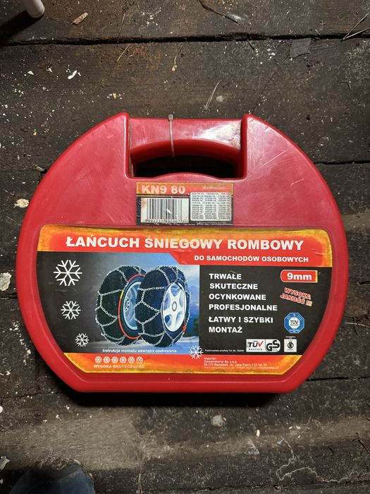 Łańcuchy zimowe samochodowe