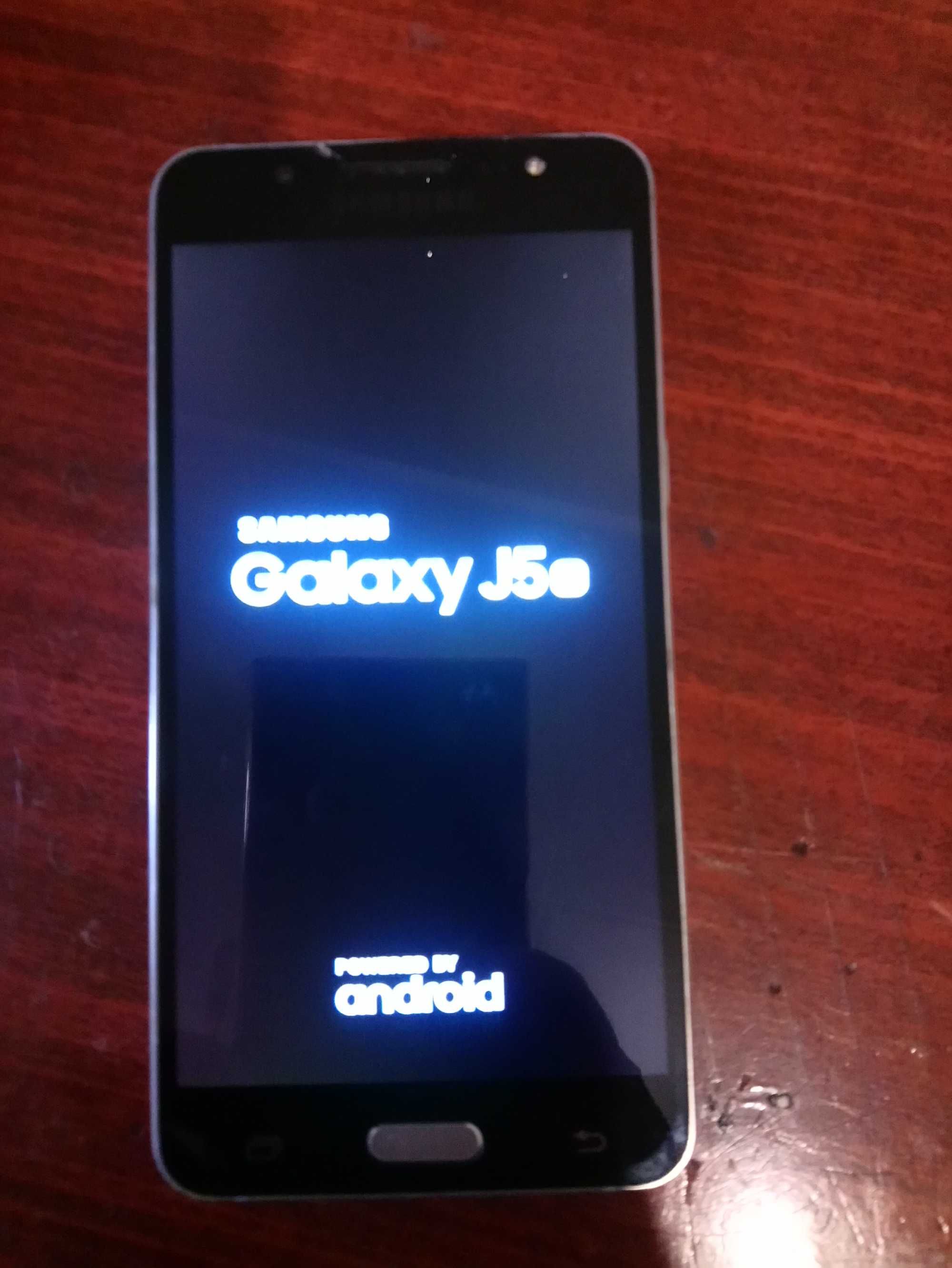 Samsung J510H/DS