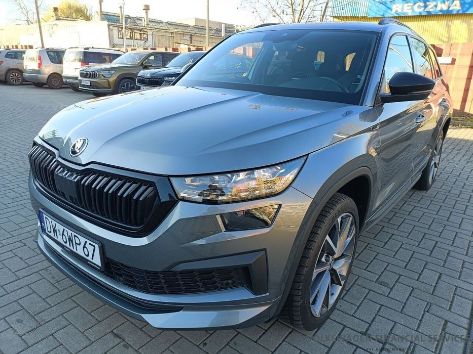 Skoda Kodiaq SPORTLINE 7 Osobowy 2.0 TSI 190 KM DSG 4x4 Panorama HAK SalonPL ASO FV