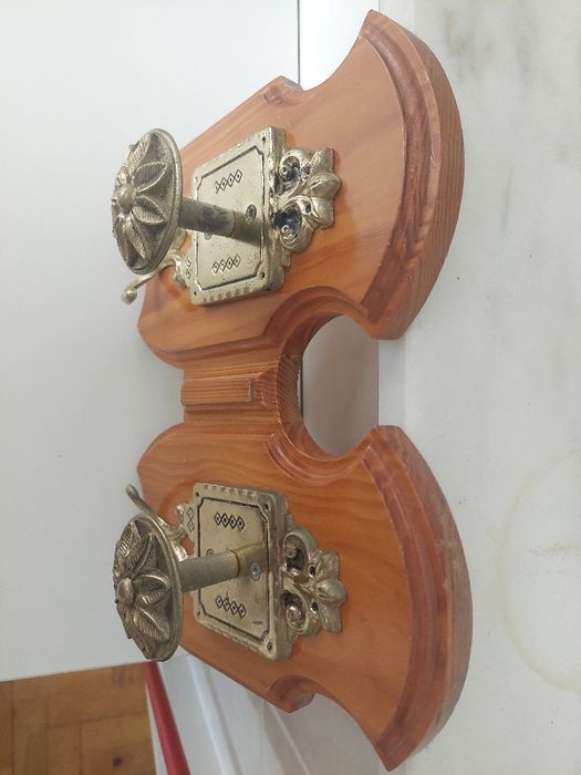 Cabide de parede Duplo