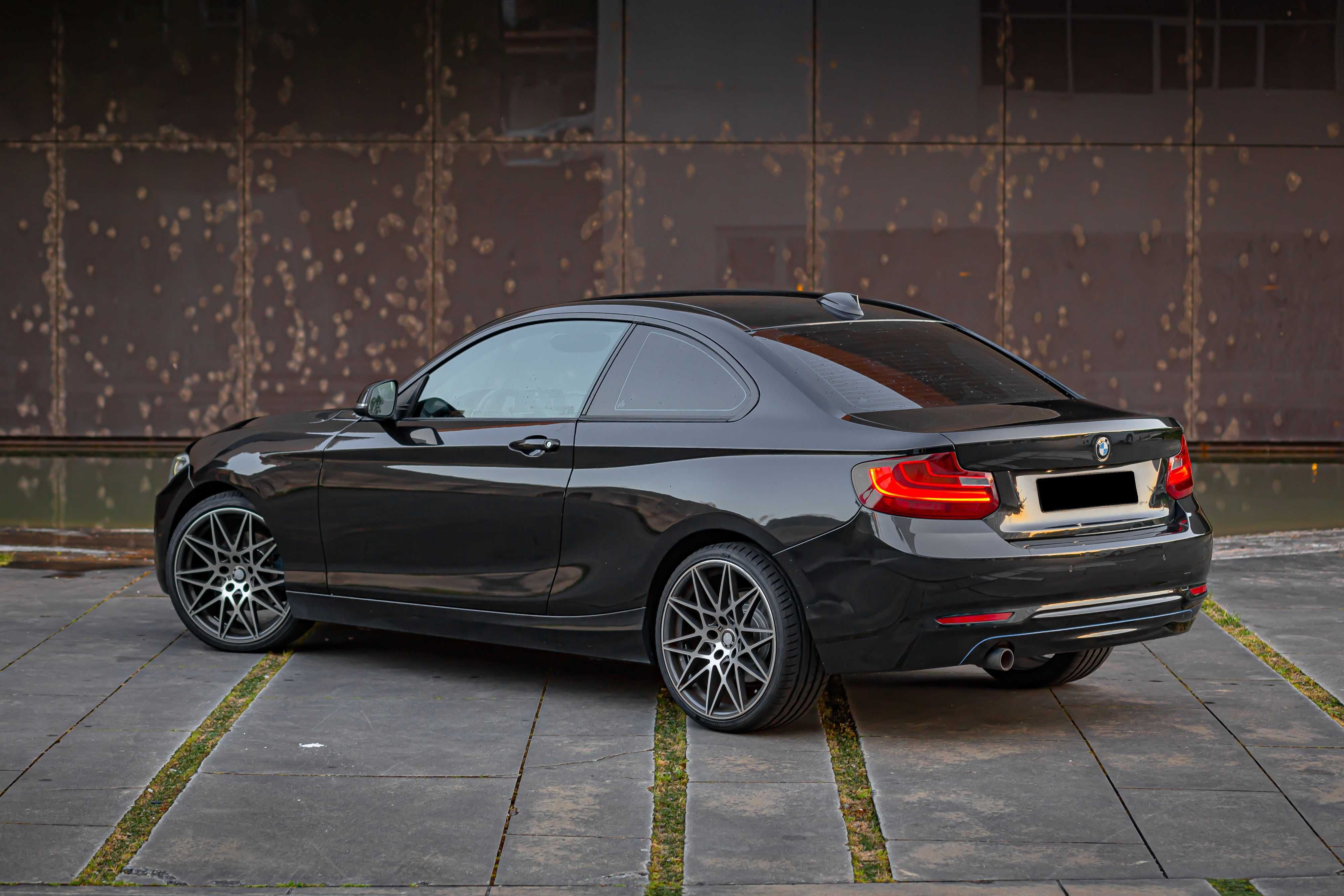 BMW 220d Coupe Sport 3 Portas