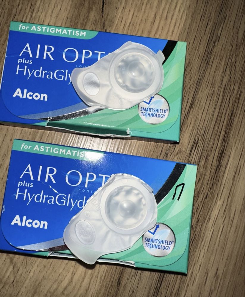 Лінзи мʼякі Air Optix Astigmatism