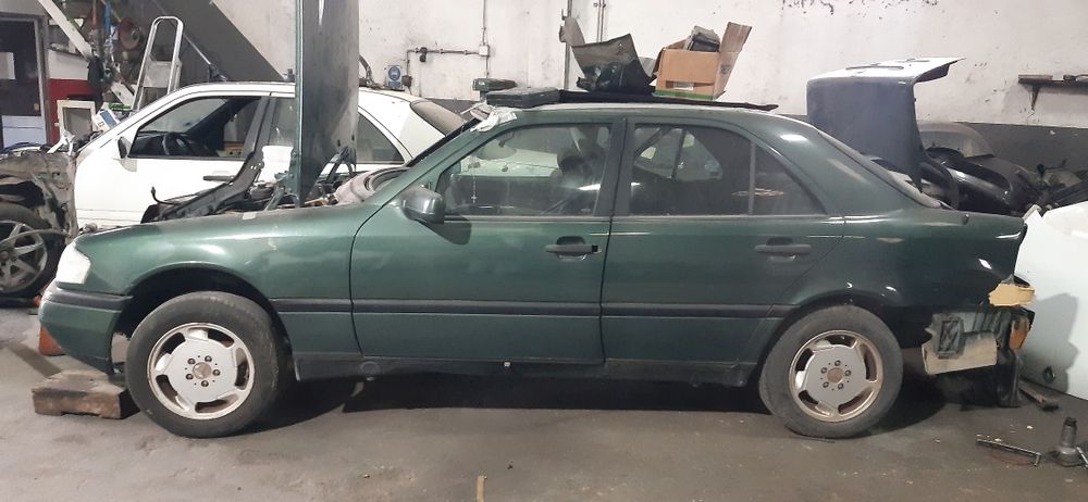 Mercedes w202 c200 e c220