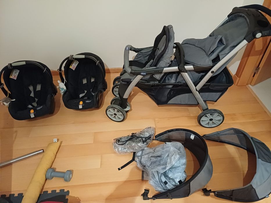 Carrinho Duplo  Gémeos  da Chico