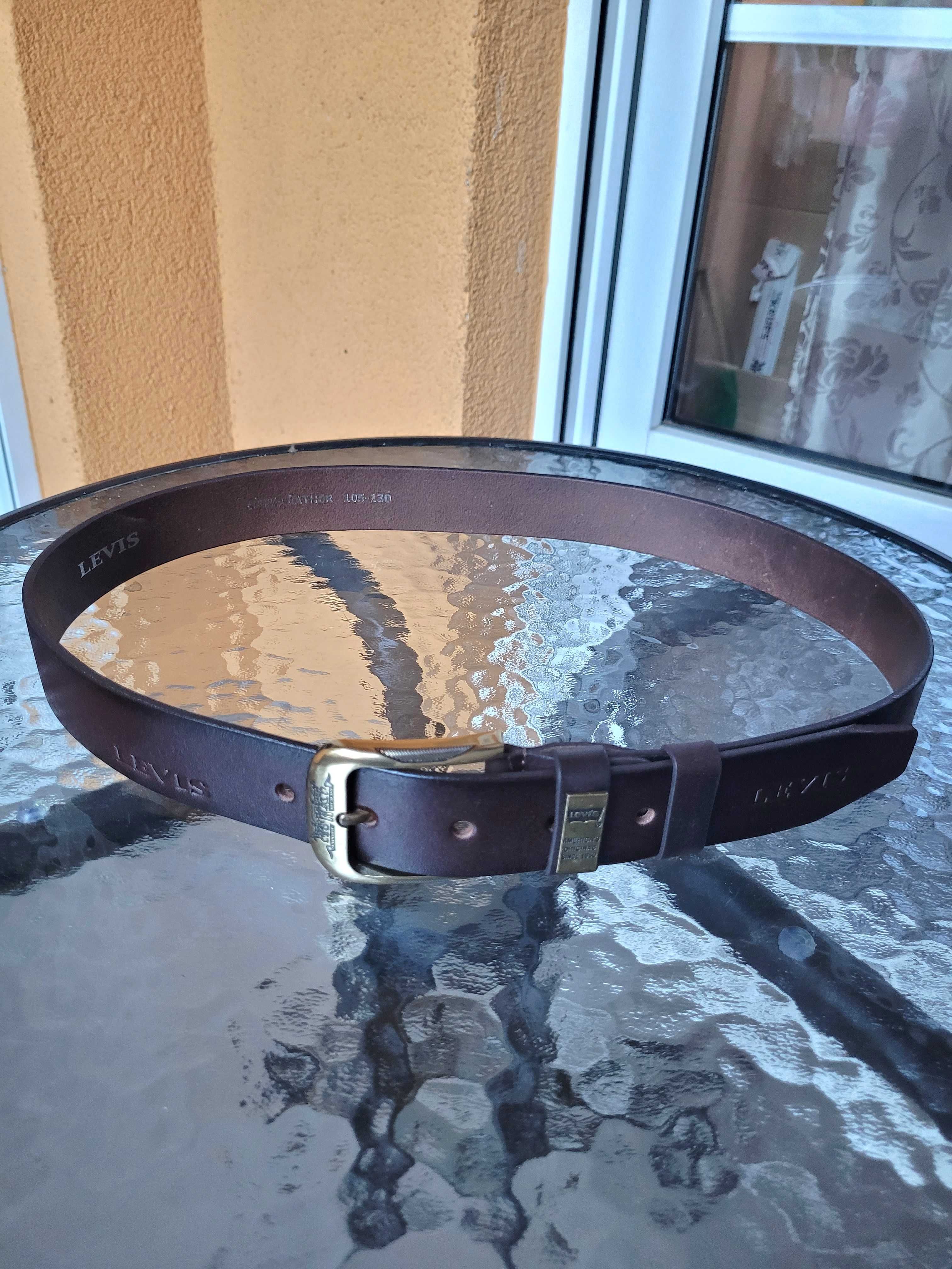 Branzowy męski skozany pasek Levi's 120 cm
