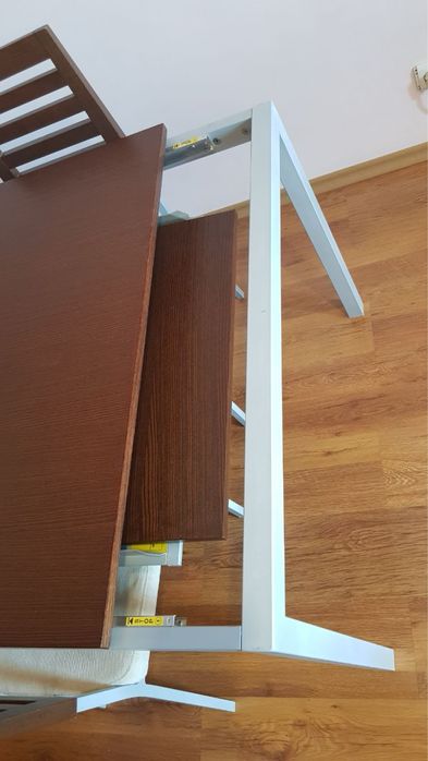 Стіл кухонний та 8 стільців Calligaris, Італія