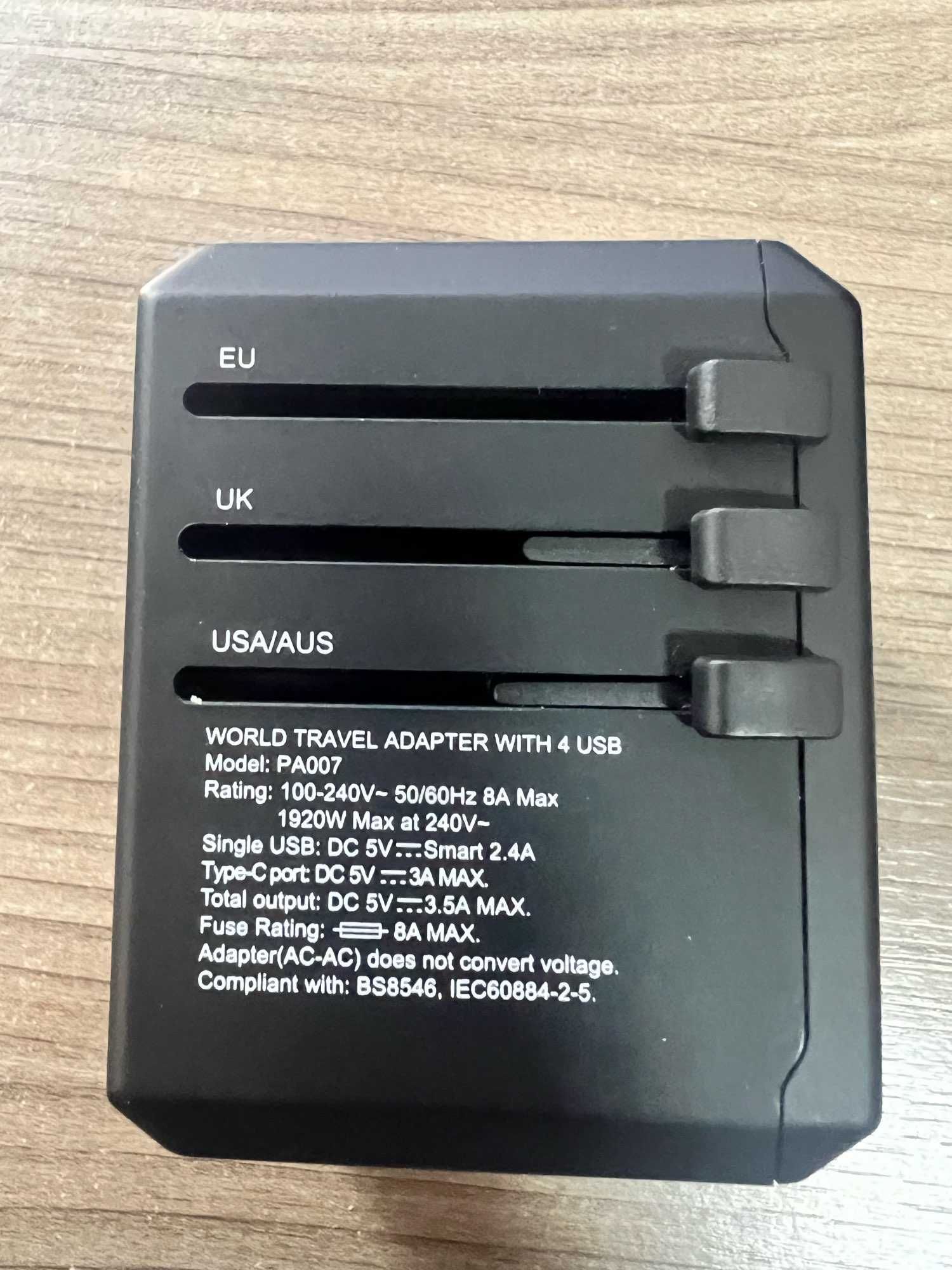 Uniwersalny adapter podróżny LENCENT 3xUSB + USB-C