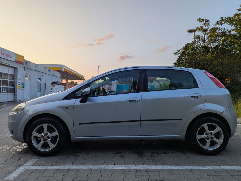 Fiat Grande Punto 1.4 8V 77 KM + LPG 2007 r. Klima OC 01/2026