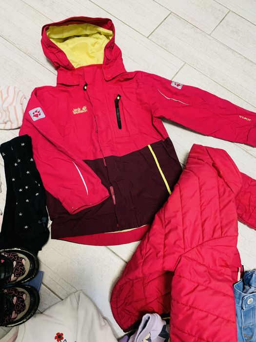 Комплект теплих речей на дівчинку 2-3 роки + 2 вітровки та кросівки 26