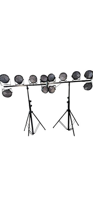 reflektory par64 led flash RGBW 12 sztuk z dwoma statywami