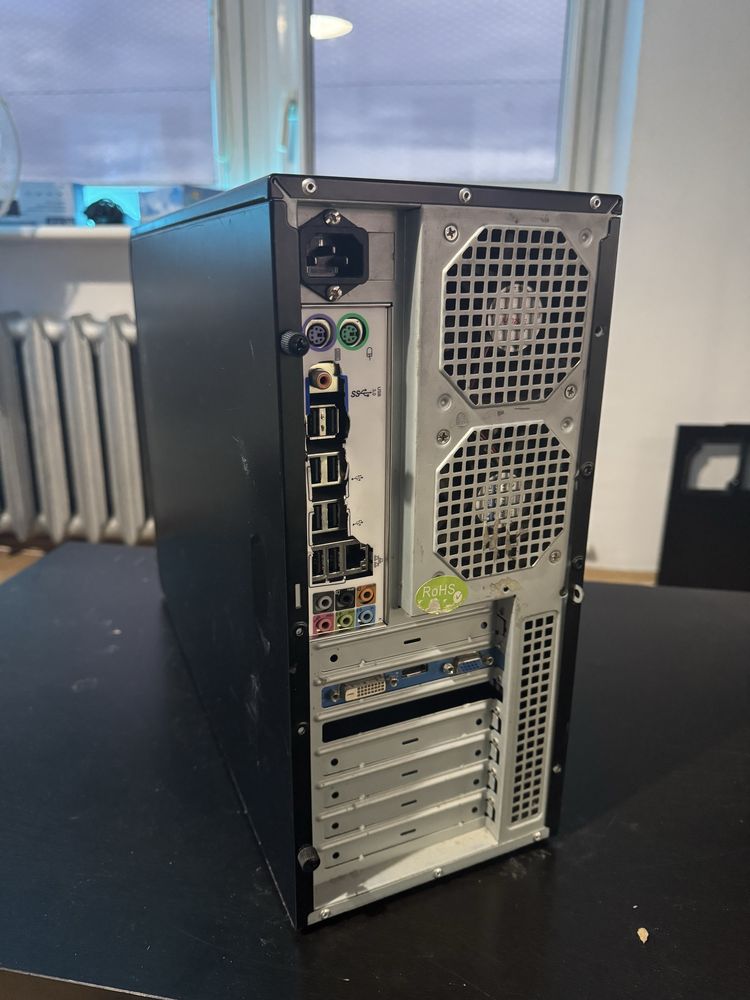 Komputer stacjonarny AMD Phenom II X6 1055T 20gb Ram DDR3 HD6450 1 GB