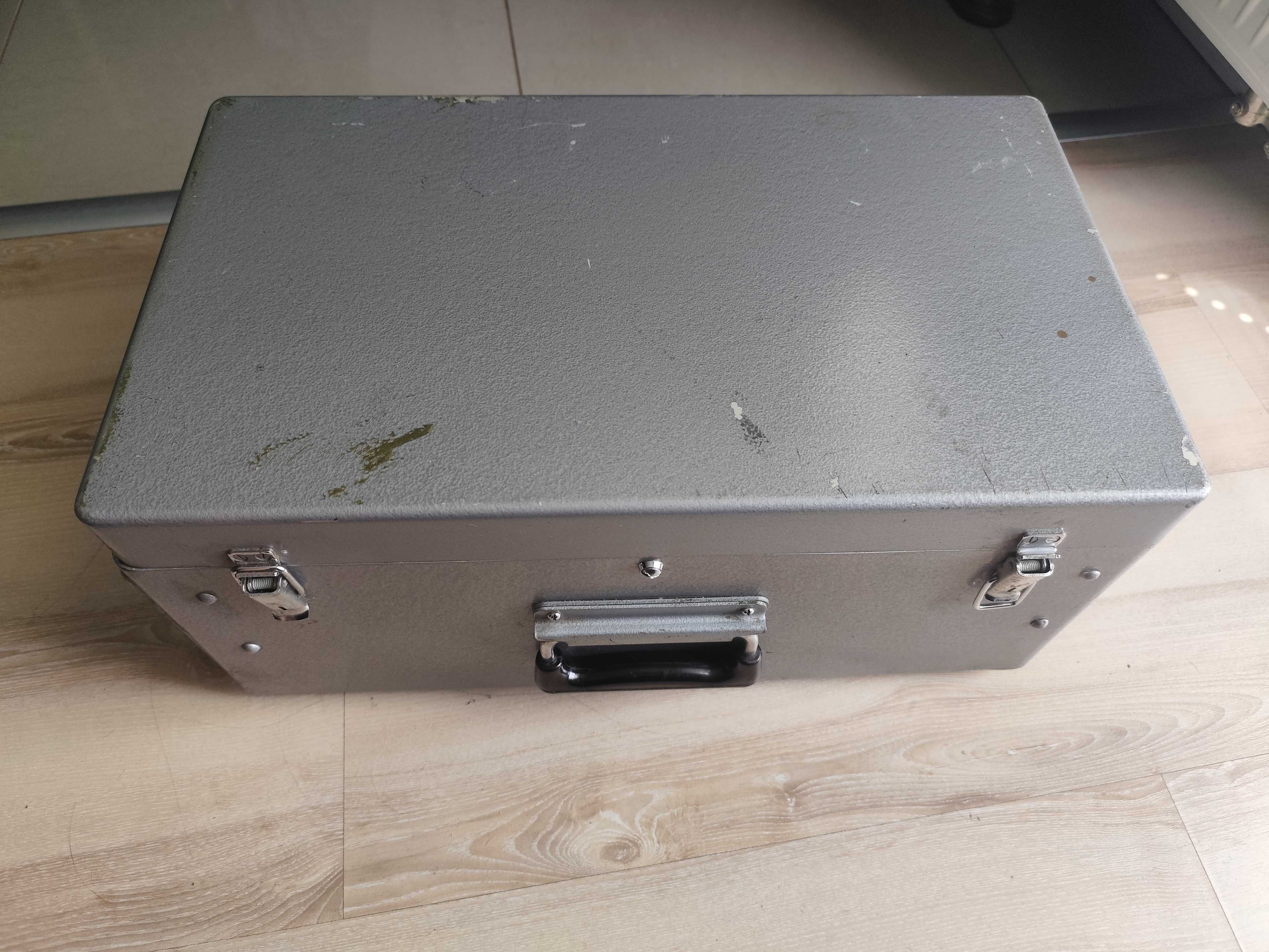 Radziecki Kalibr Ł3-3 z 1975 r - Miernik lamp elektronowych