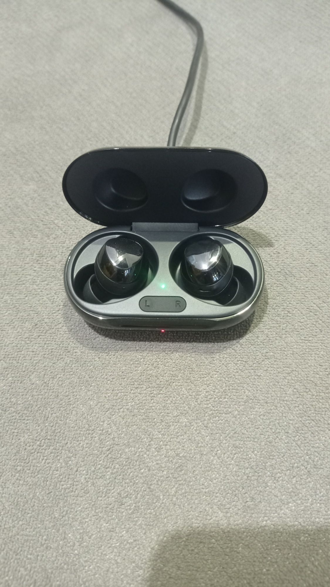 Навушники Samsung Buds+