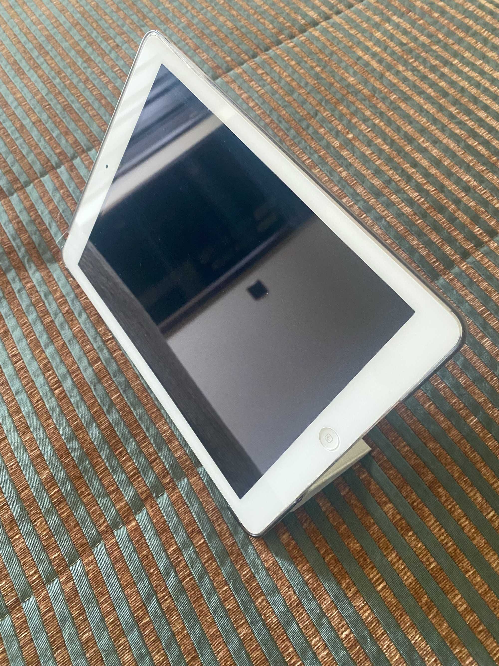 Apple iPad Air 100% Impecável com oferta de capa