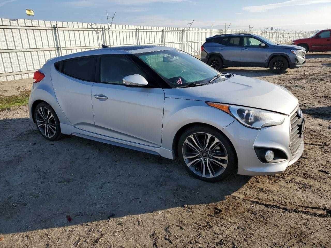 2016 Hyundai Veloster Turbo