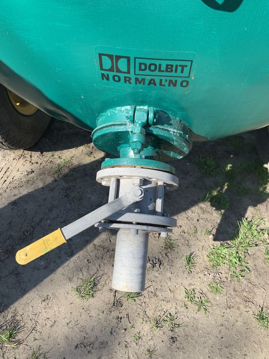 Продам бочку асенізаційну вакуумну 1.8Т