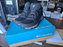 Botas Columbia novas 43