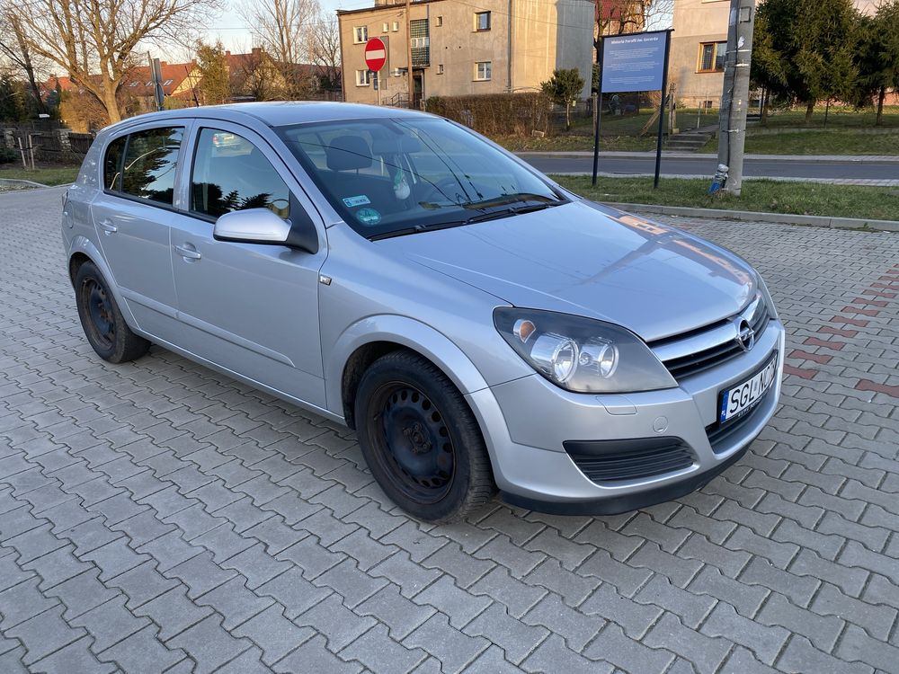 Opel Astra H  1,4b.