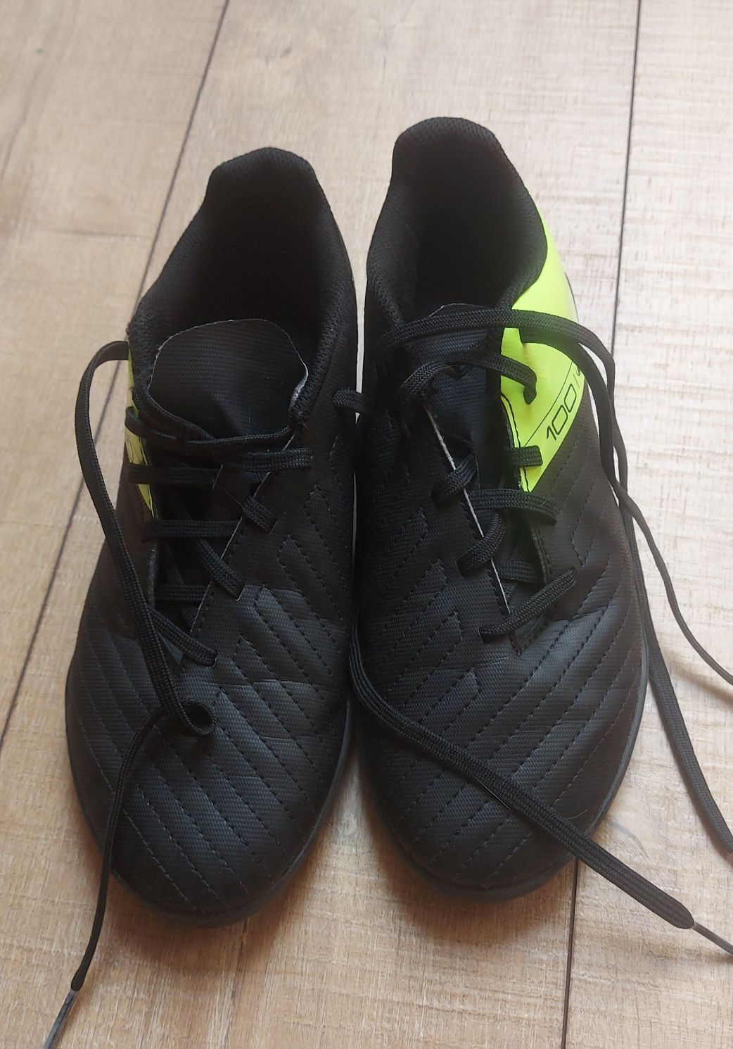 Buty do piłki nożnej Kipsta 100 Easy Turf TF sznurowane