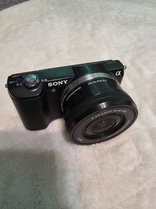 Câmara Sony A5000