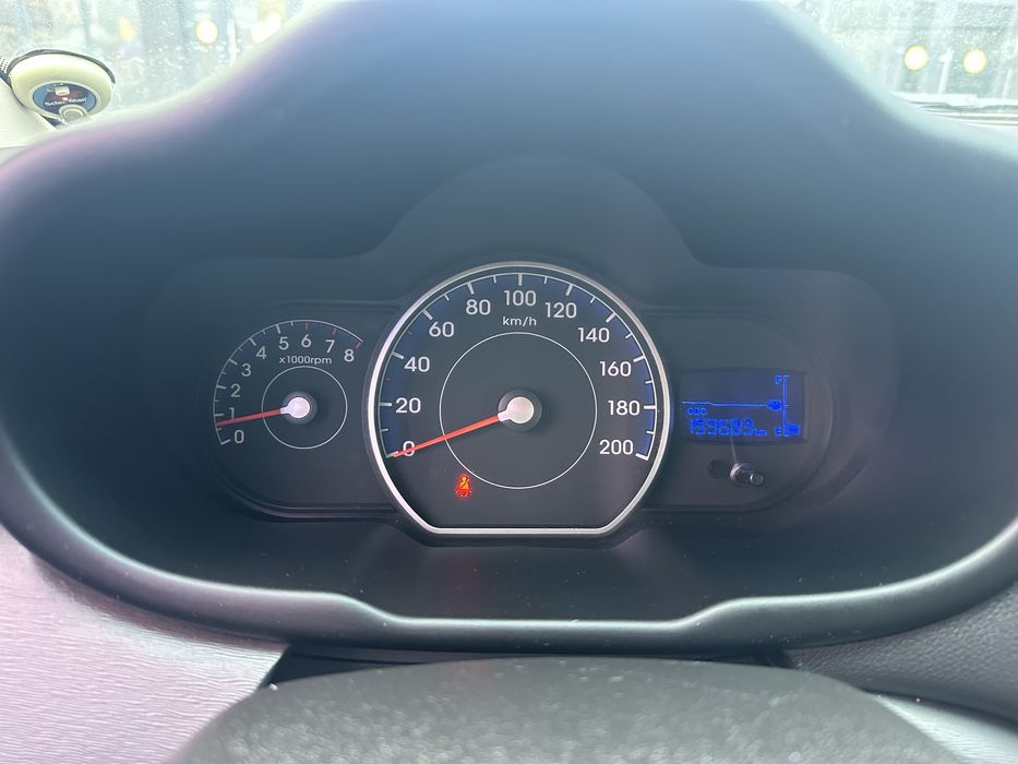 Hyundai i10 2013 рік