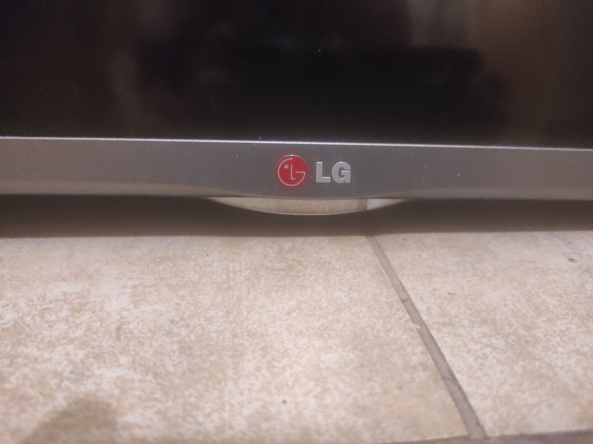 telewizor LG bardziej na części