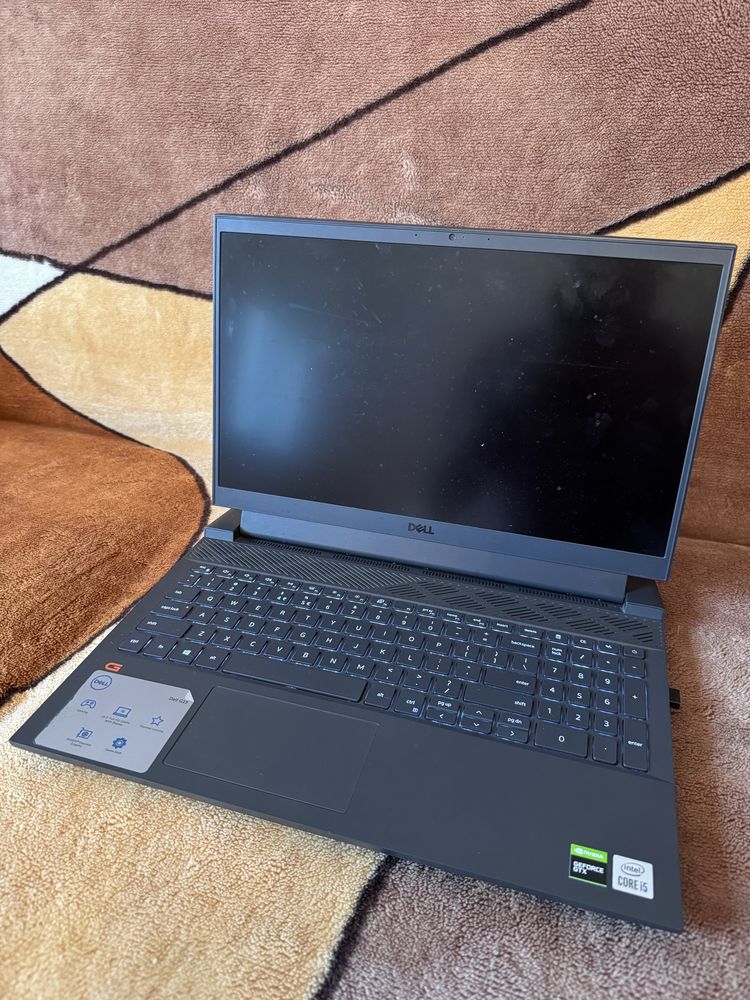 Laptop gamingowy DELL G15 5510