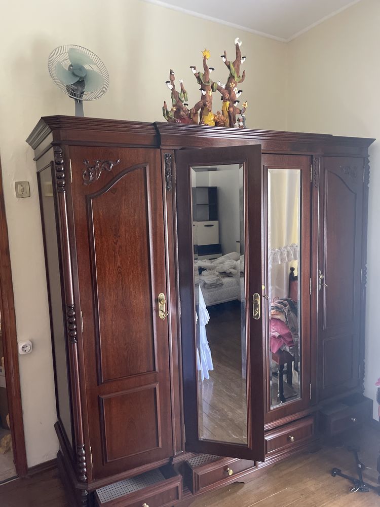 Mobilia de quarto antiga vintage em belissimo estado