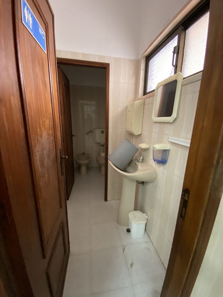Vende-se estabelecimento comercial
