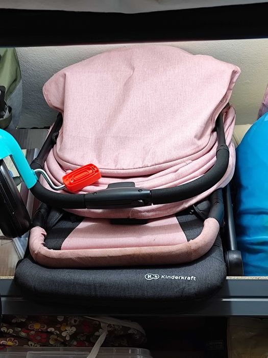 Carrinho de bebé usado