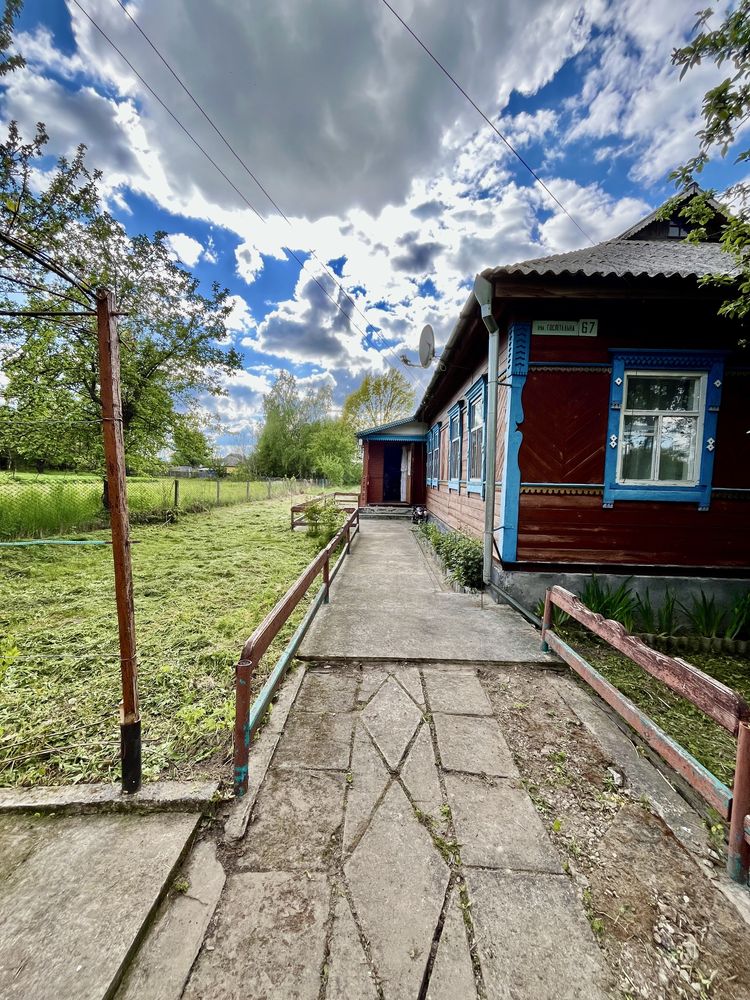 ВЕЛИКИЙ БУДИНОК, Житомирська обл., с.Словечне