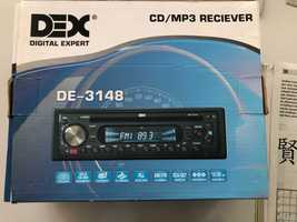 Автомобільний радіоприймач з CD/MP3  програвачем