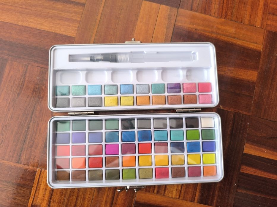 Caixa de aquarela 70 cores