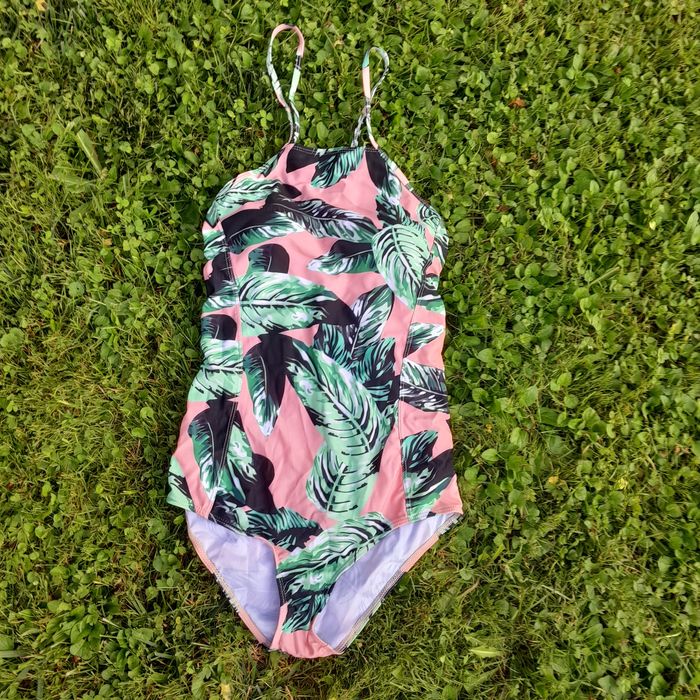 Strój kąpielowy na basen