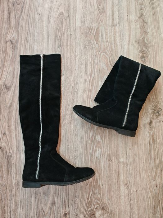 Високі замшеві зимові чоботи 36 розміру , ботфорти