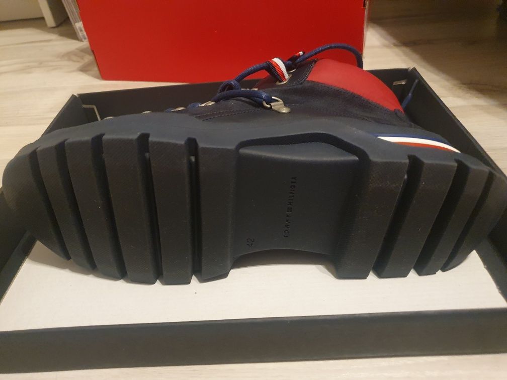 Buty zimowe Tommy Hilfiger Corporate Outdoor roz.42 Męskie