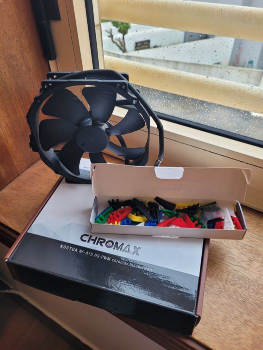 Ventoinha Noctua NF-A15 HS PWM Chromax Black