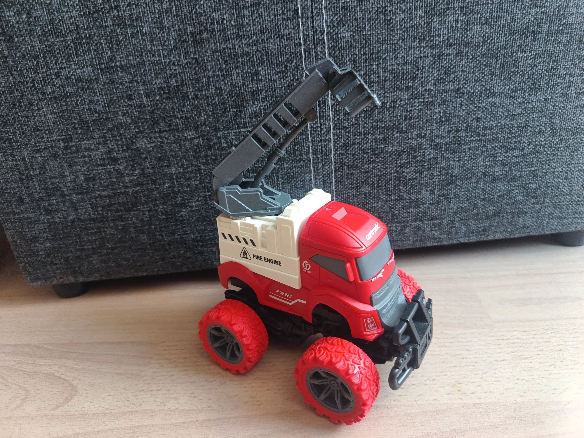 Auto monster track