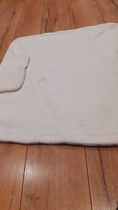 Becik gruby stary wzór używany dla chłopca