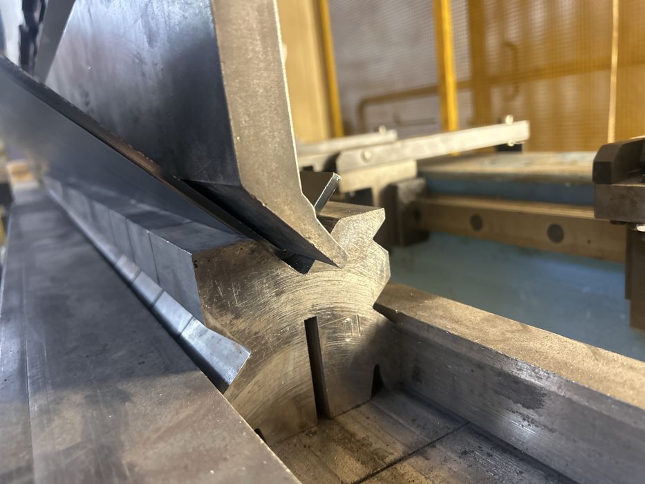 SMD  Spawanie Aluminium Niwrdzewka Konstrukcje stalowe gięcie