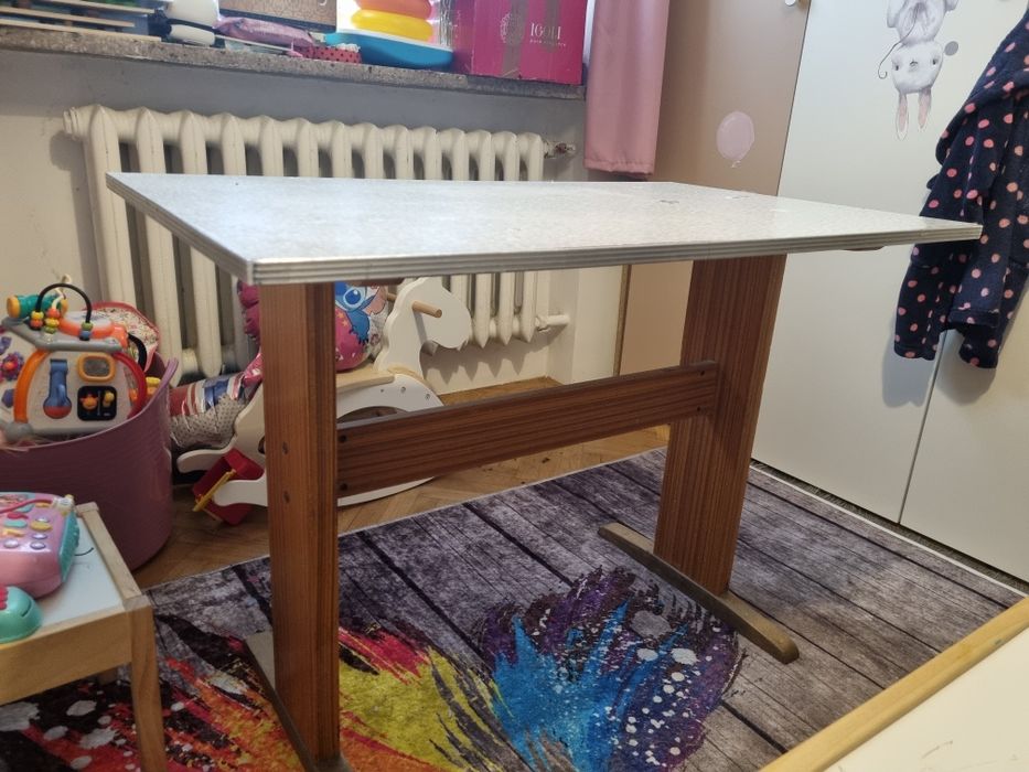 Oddam stół za darmo