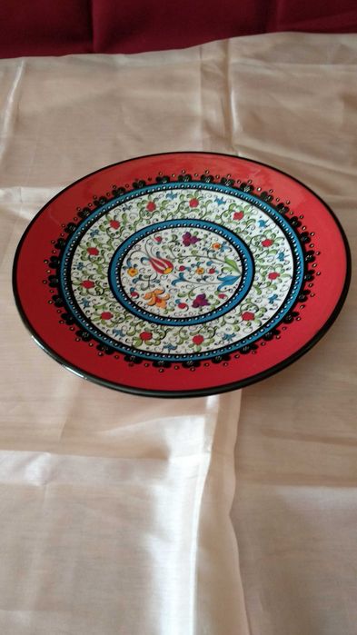 Pratos decorativos pintados artesanalmente
