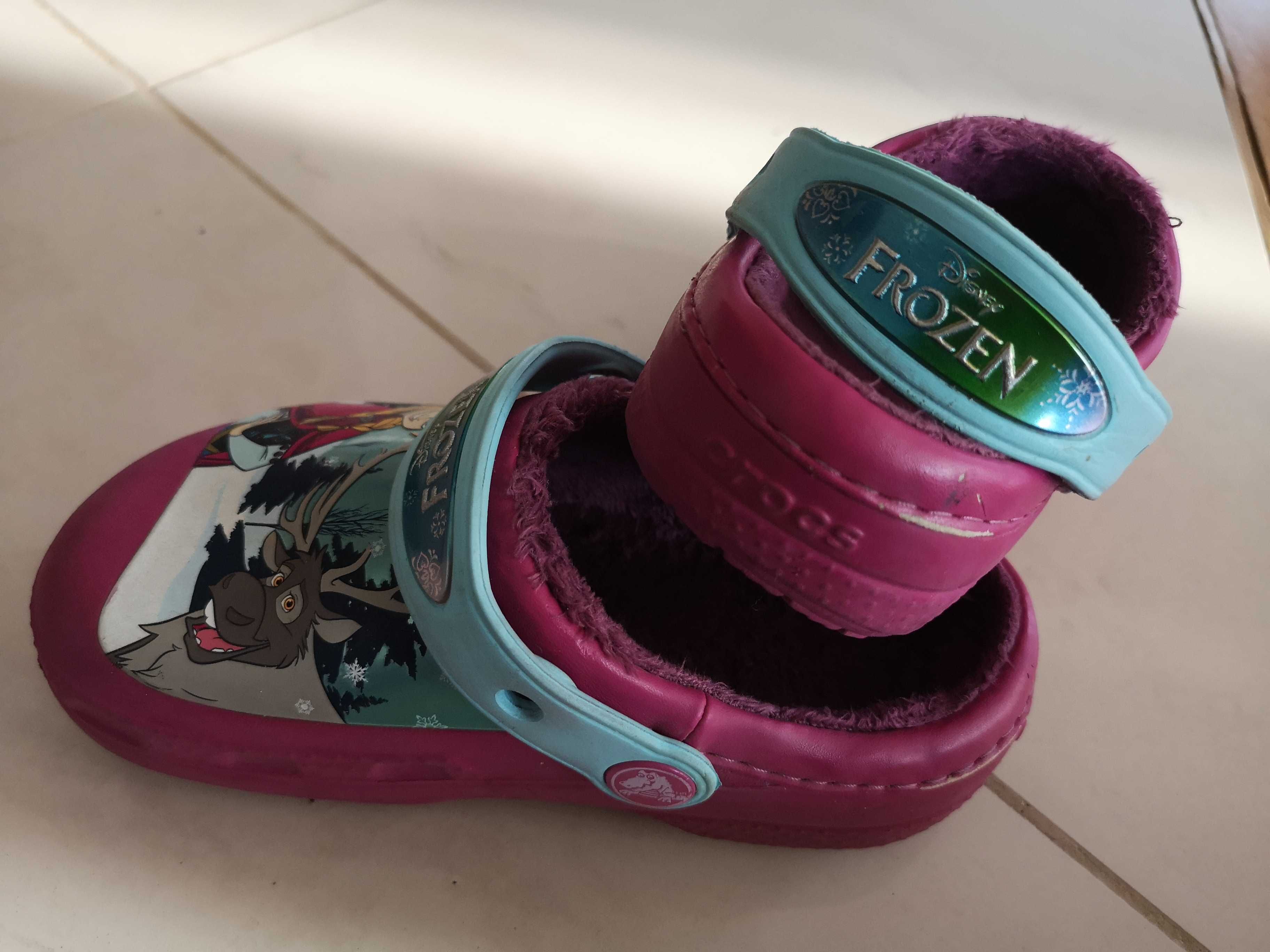 Crocs Frozen ocieplane 10 - 11