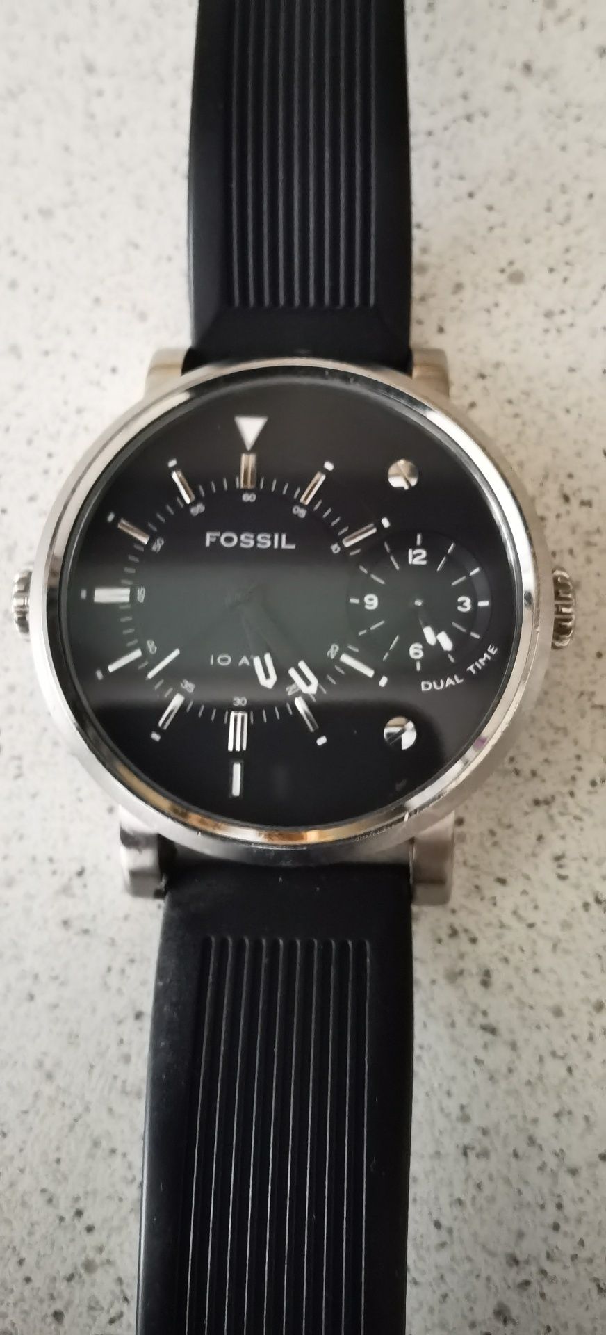 Relógio de marca Fossil