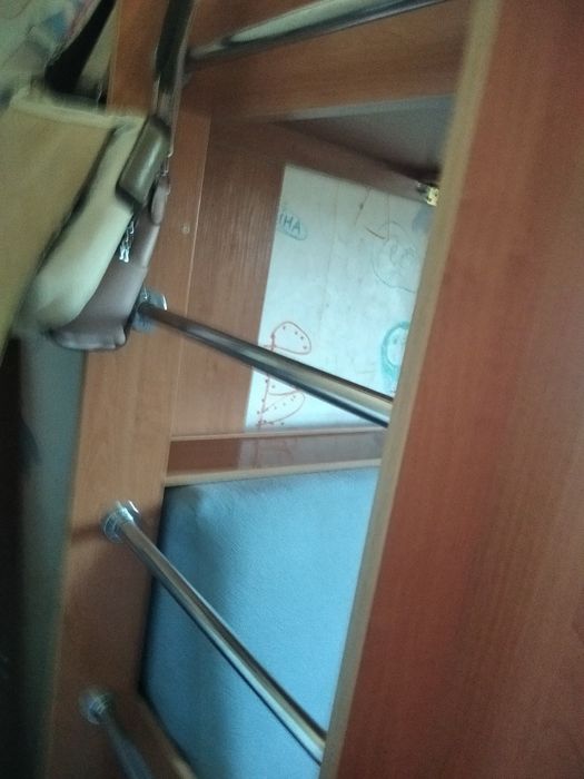 Продам кровать 2 этажа