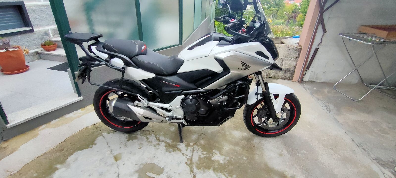 Honda NC.   750x