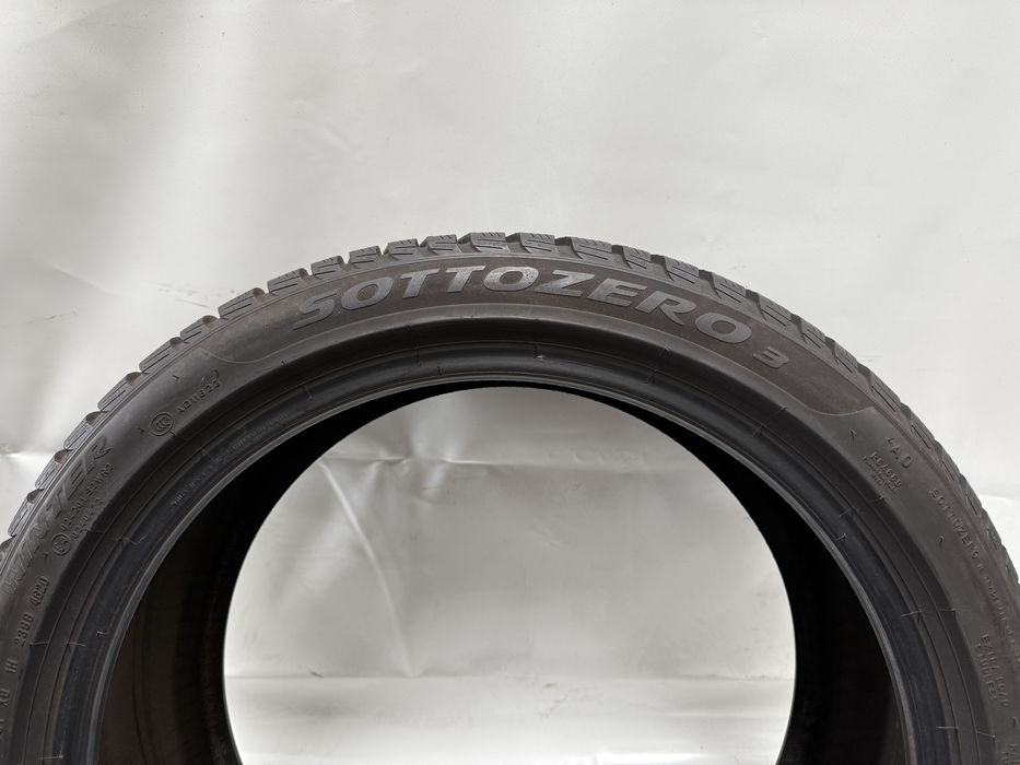 255/40/20 Pirelli Sottozero 3 Winter AO 101W