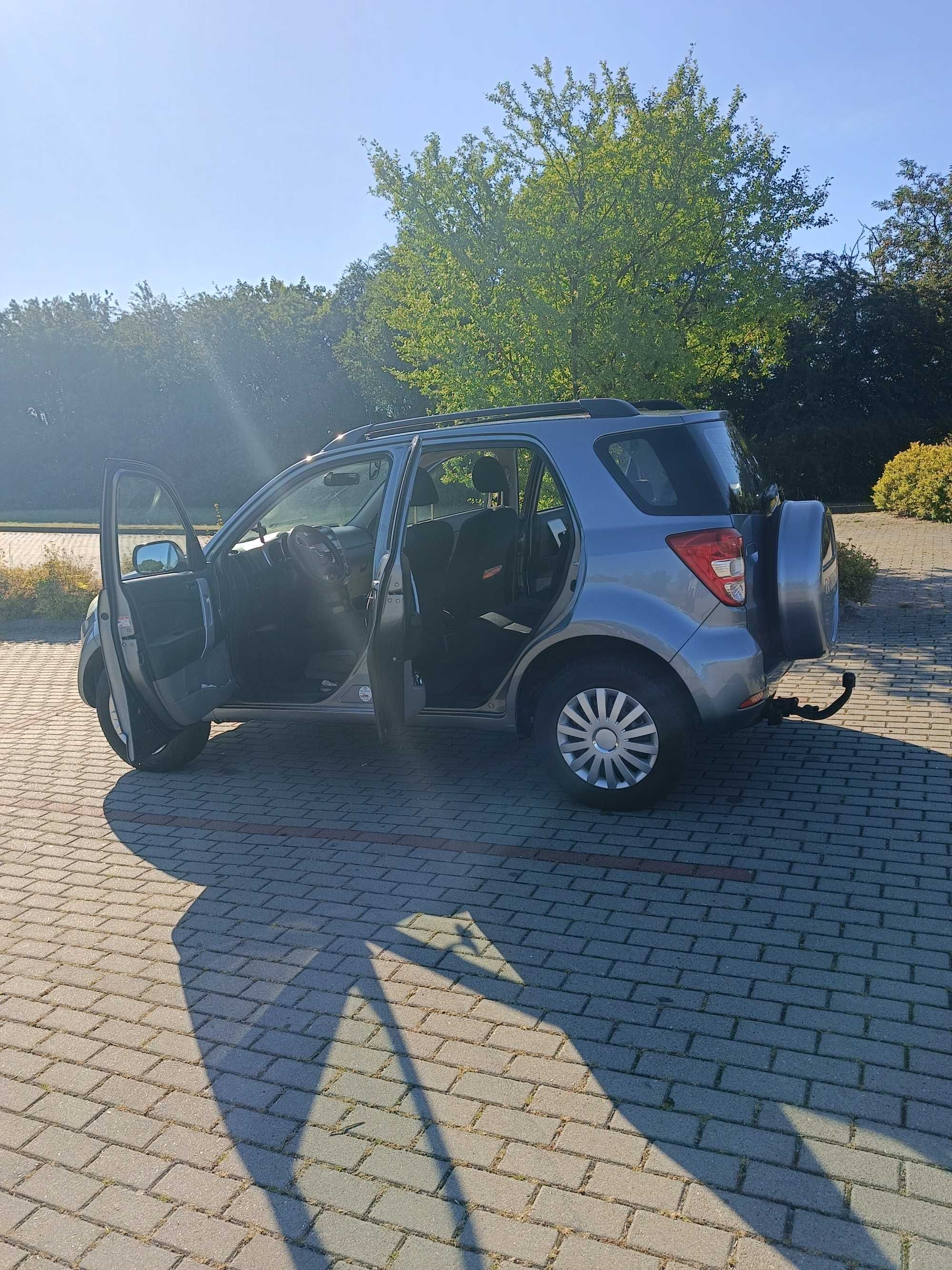 Daihatsu Terios  II 1.5 benzyna, mały zwinny, niezawodny.
