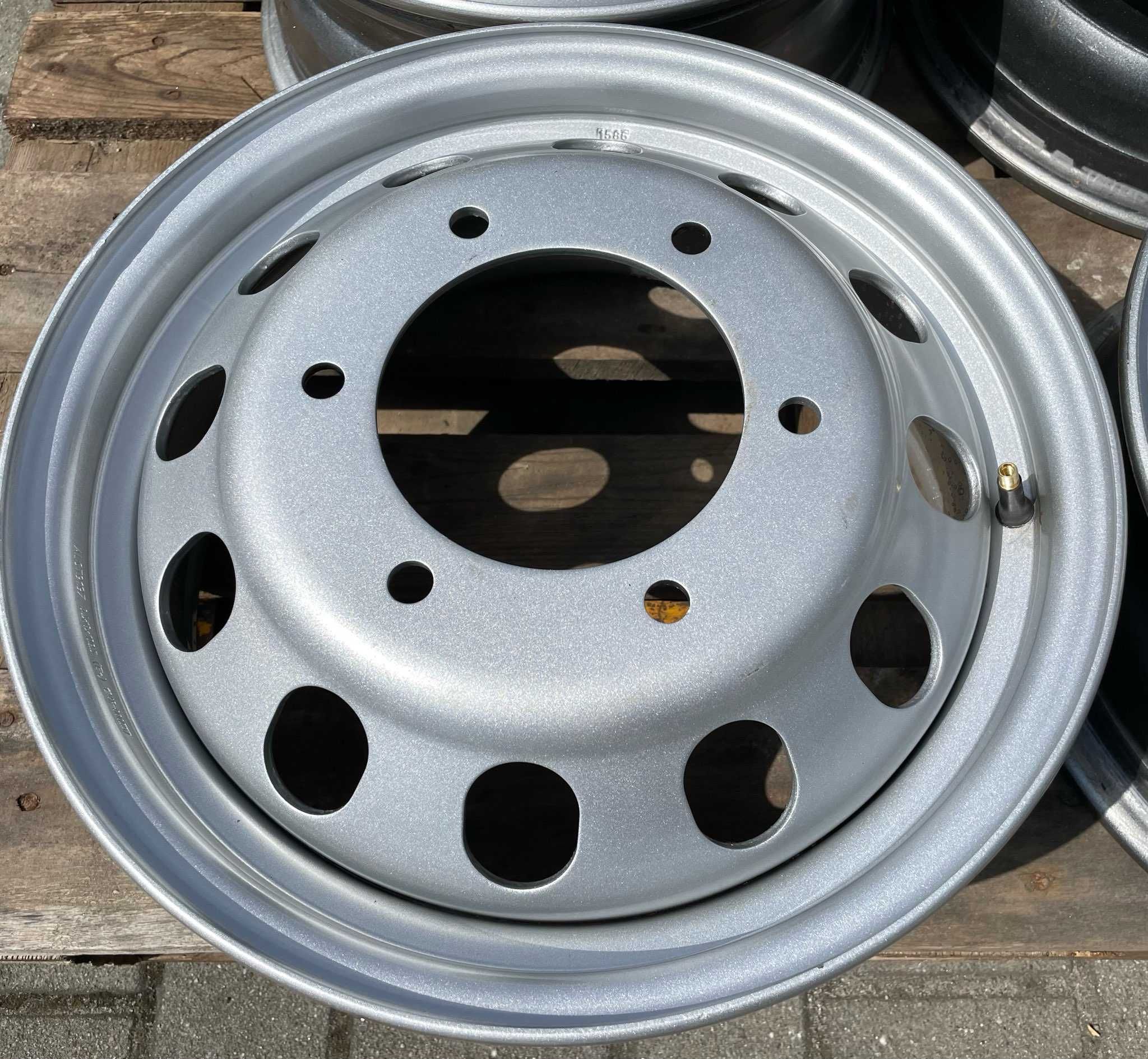 NOWE felgi stalowe 6szt bliźniak FORD 16 cali 6x180 ET109.5 138.8