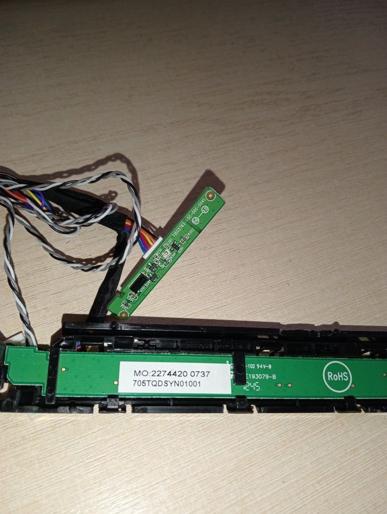 Панель управління з ІЧ-сенсором для телевізора Philips 42PFL4208K/12